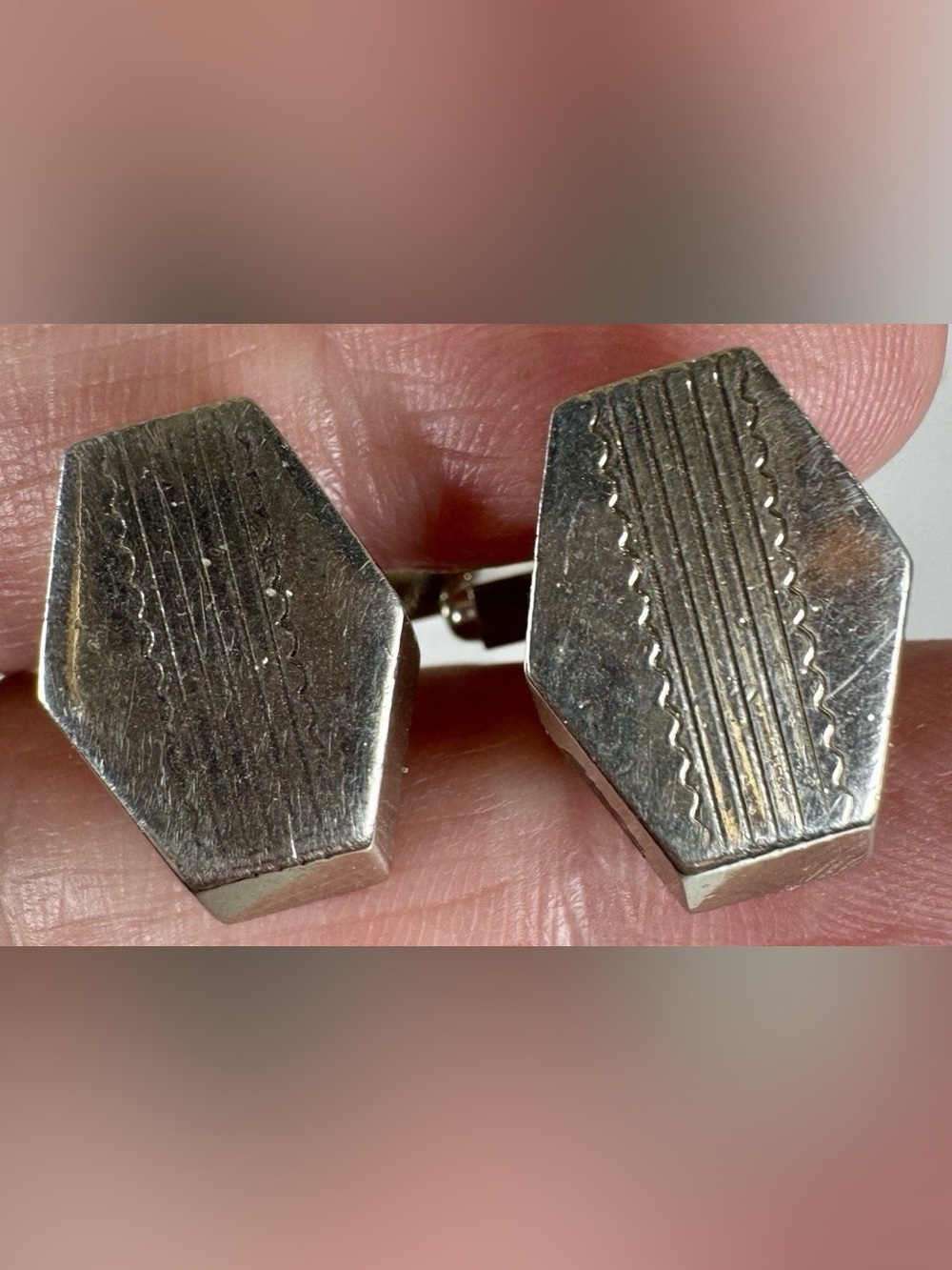 Silver Hexagon Men's Cufflinks - Classic Geometric Design #1712